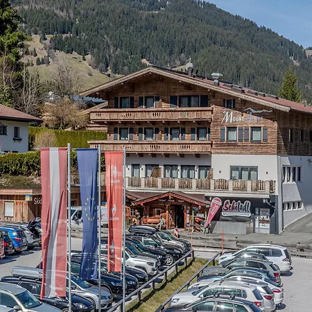 Modern In On Ski-slope Apartment Jochberg